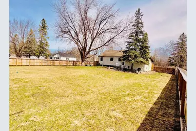 121 5th Avenue NW, Baudette, MN 56623 - Photo 23