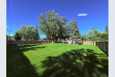 121 5th Avenue NW, Baudette, MN 56623 - Photo 35