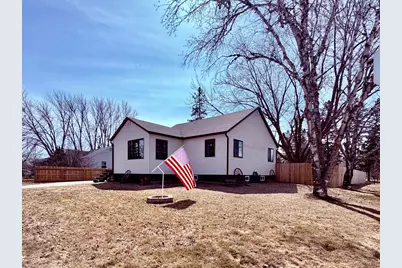 121 5th Avenue NW, Baudette, MN 56623 - Photo 3