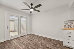 1478 Woodview Ave E, Eagan, MN 55122 - Photo 9