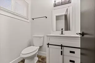 1478 Woodview Ave E, Eagan, MN 55122 - Photo 15