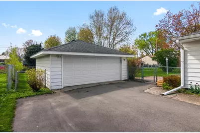 8308 Dupont Avenue S, Bloomington, MN 55420 - Photo 45