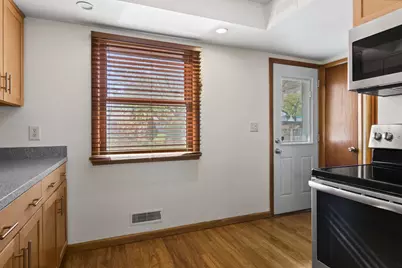 8308 Dupont Avenue S, Bloomington, MN 55420 - Photo 13