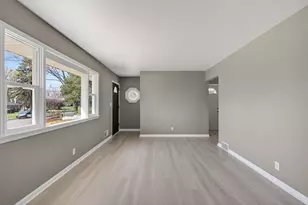 1277 Junction Ave, Maplewood, MN 55109 - Photo 13