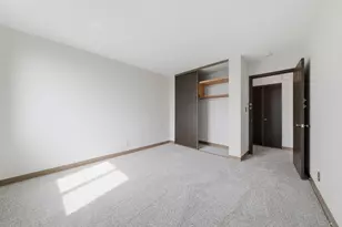 1181 Edgcumbe Rd, Saint Paul, MN 55105 - Photo 15