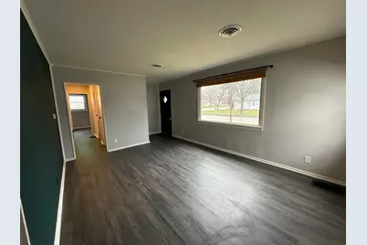 6725 W Verona Court, Milwaukee, WI 53219 - Photo 11