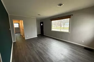 6725 W Verona Ct, Milwaukee, WI 53219 - Photo 11