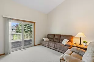 7055 Upper 157th St W, Apple Valley, MN 55124 - Photo 9