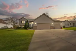 1255 Cottage Ln SE, Owatonna, MN 55060 - Photo 3
