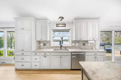 429 Reflection Road, Apple Valley, MN 55124 - Photo 5