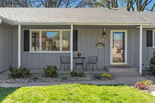 14275 Garland Ave, Apple Valley, MN 55124 - Photo 3