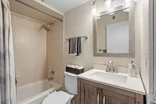 52 Groveland Terrace, Minneapolis, MN 55403 - Photo 13