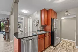52 Groveland Terrace, Minneapolis, MN 55403 - Photo 5