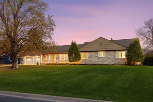 6233 Knoll Dr, Edina, MN 55436 - Photo 1