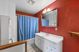 945 East Ave NE, Bemidji, MN 56601 - Photo 7