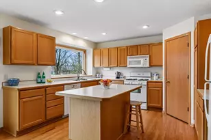 1360 Mockingbird Dr, Waconia, MN 55387 - Photo 3