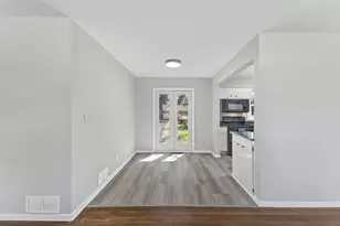 2780 Marion St, Roseville, MN 55113 - Photo 11