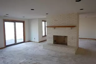 8079 Kentucky Cir, Bloomington, MN 55438 - Photo 7