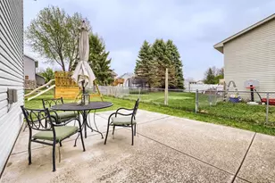 9621 Hallmark Ave S, Cottage Grove, MN 55016 - Photo 25
