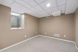 3222 James Ave N, Minneapolis, MN 55412 - Photo 23