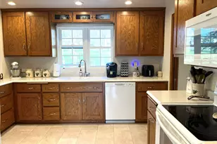 864 Redwood Dr, Fairmont, MN 56031 - Photo 5