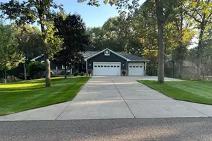 326 N Hickory St, Royalton, MN 56373 - Photo 3