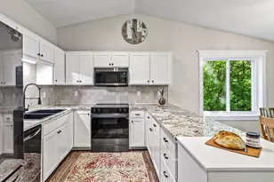 15595 Hidden Hollow Lane, New Prague, MN 56071 - Photo 9