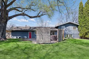 6009 Chapel Dr, Edina, MN 55439 - Photo 37