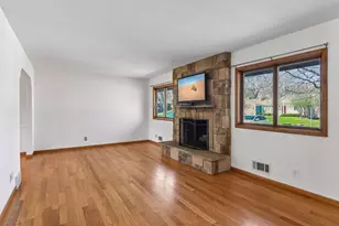 6009 Chapel Dr, Edina, MN 55439 - Photo 5