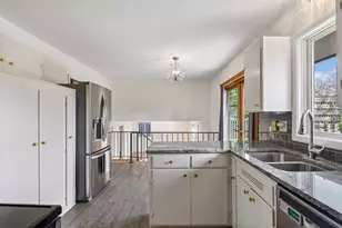 6009 Chapel Dr, Edina, MN 55439 - Photo 13