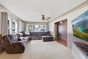 822 W Chandler St, Arlington, MN 55307 - Photo 9