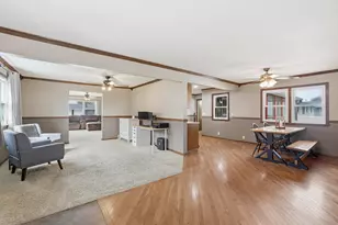 822 W Chandler St, Arlington, MN 55307 - Photo 3