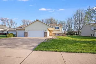 18 La Mar Ct, North Mankato, MN 56003 - Photo 3