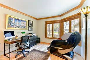 3711 Village Ct, Woodbury, MN 55125 - Photo 9