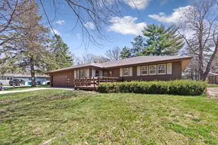 1051 Anderson Pl, Owatonna, MN 55060 - Photo 3