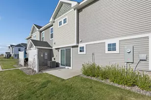10546 Weston Wy N, Maple Grove, MN 55369 - Photo 33