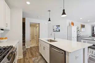 10546 Weston Wy N, Maple Grove, MN 55369 - Photo 7