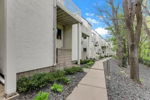3062 Lake Shore Dr, Minneapolis, MN 55416 - Photo 37