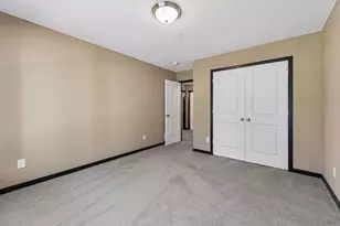 8652 Lake Riley Dr, Chanhassen, MN 55317 - Photo 33