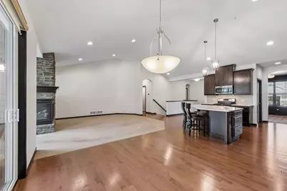 8652 Lake Riley Drive, Chanhassen, MN 55317 - Photo 7