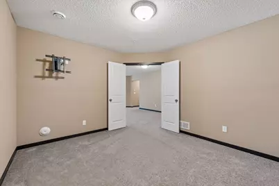 8652 Lake Riley Drive, Chanhassen, MN 55317 - Photo 31