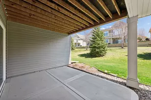 8652 Lake Riley Dr, Chanhassen, MN 55317 - Photo 43