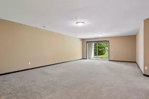 8652 Lake Riley Dr, Chanhassen, MN 55317 - Photo 27