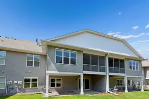 8652 Lake Riley Dr, Chanhassen, MN 55317 - Photo 39