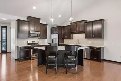 8652 Lake Riley Drive, Chanhassen, MN 55317 - Photo 5