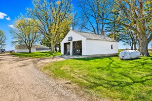 14700 235th Ave, New Richland, MN 56072 - Photo 9