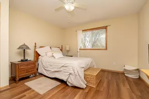 433 Braeburn Dr, Shakopee, MN 55379 - Photo 13