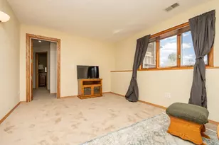 433 Braeburn Dr, Shakopee, MN 55379 - Photo 21