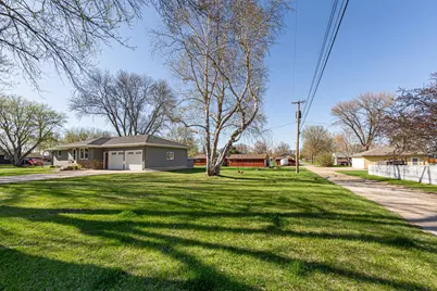 818 Lincoln Avenue, Gaylord, MN 55334 - Photo 5