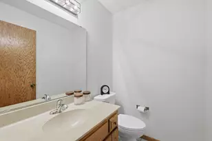 7010 W 83rd St, Bloomington, MN 55438 - Photo 25